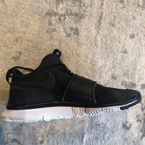 Nike Free 5.0 Training/Running Sneaker